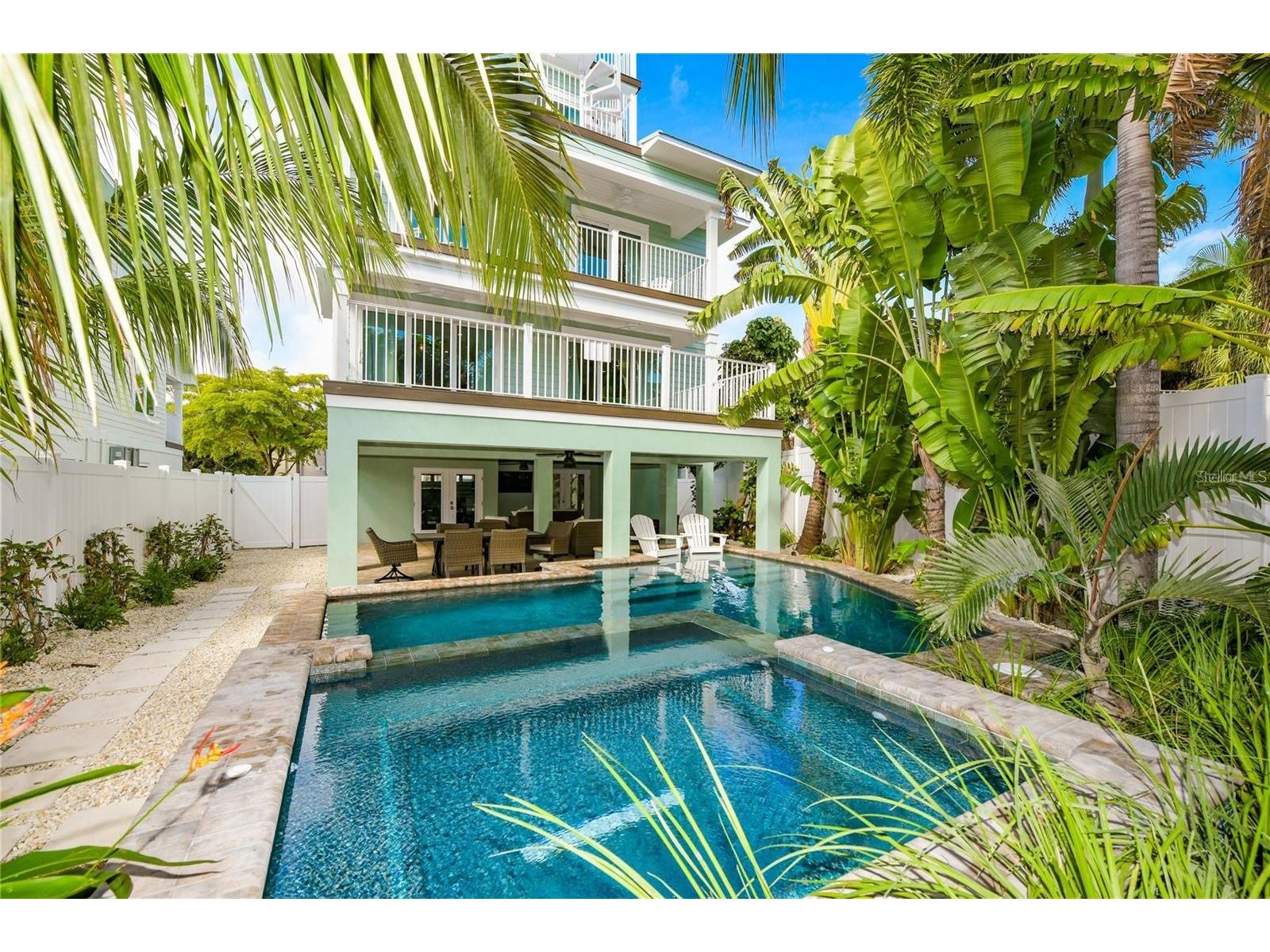 336 Avenida De Mayo Sarasota FL 34242 A4687301 image54