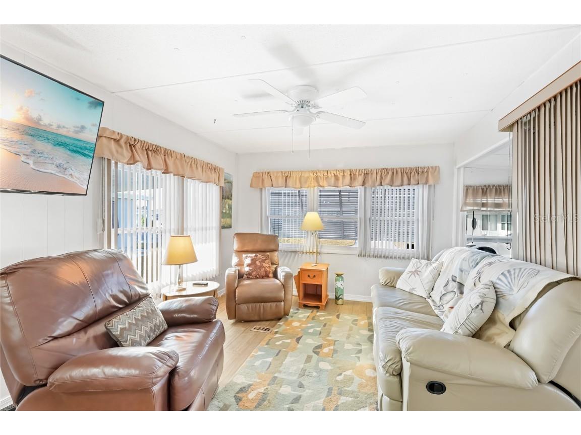 336 Peace Manor Palmetto FL 34221 A4672579 image8