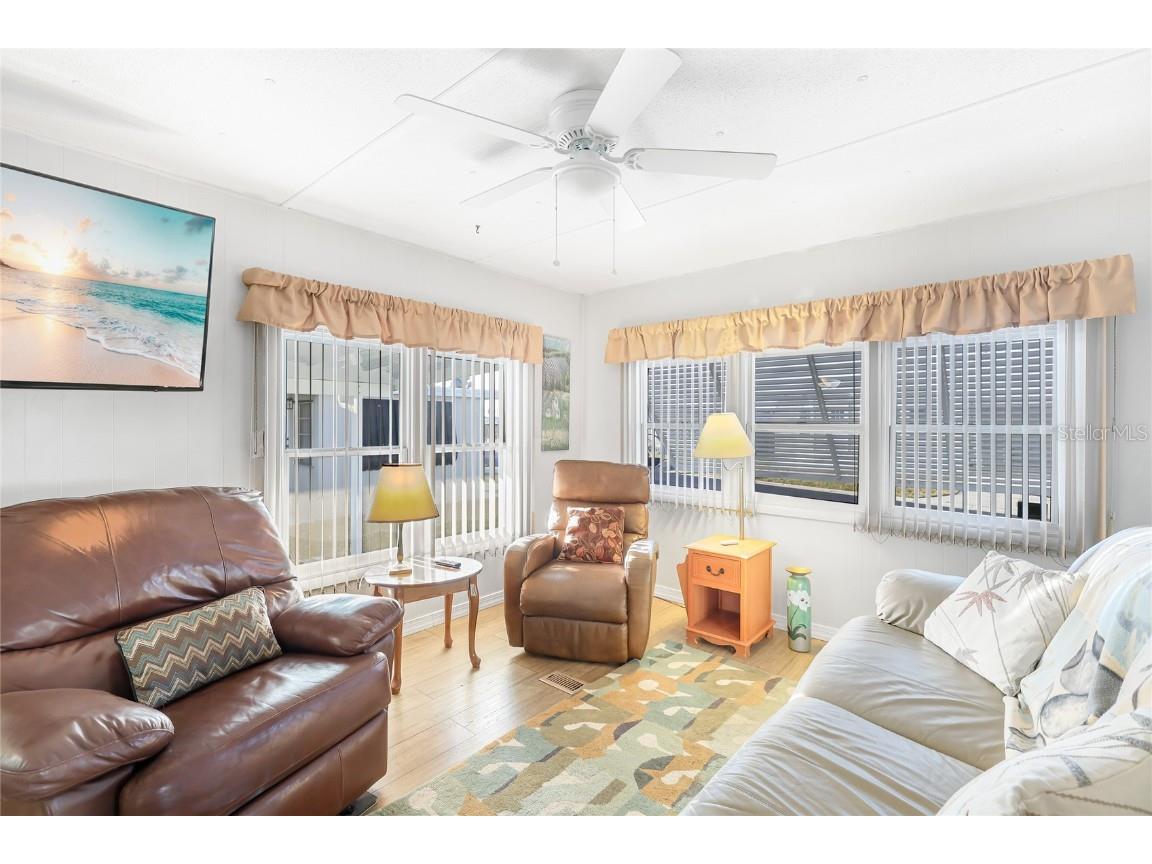 336 Peace Manor Palmetto FL 34221 A4672579 image9