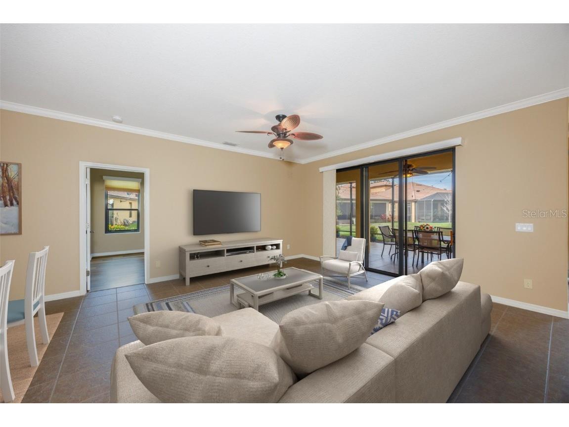 336 Silver Falls Drive Apollo Beach FL 33572 - POND TB8456223 image13