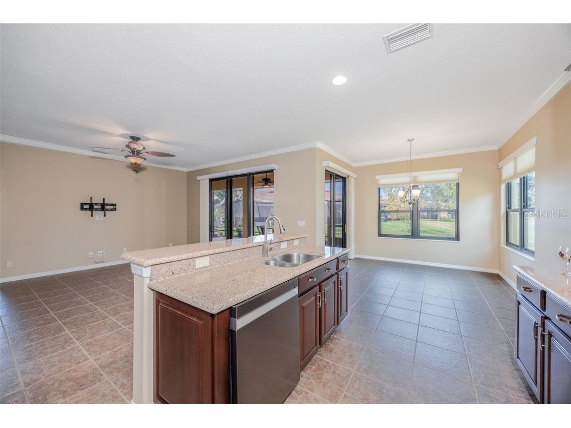 336 Silver Falls Drive Apollo Beach FL 33572 - POND TB8456223 image22