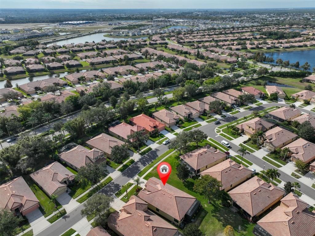 336 Silver Falls Drive Apollo Beach FL 33572 - POND TB8456223 image60