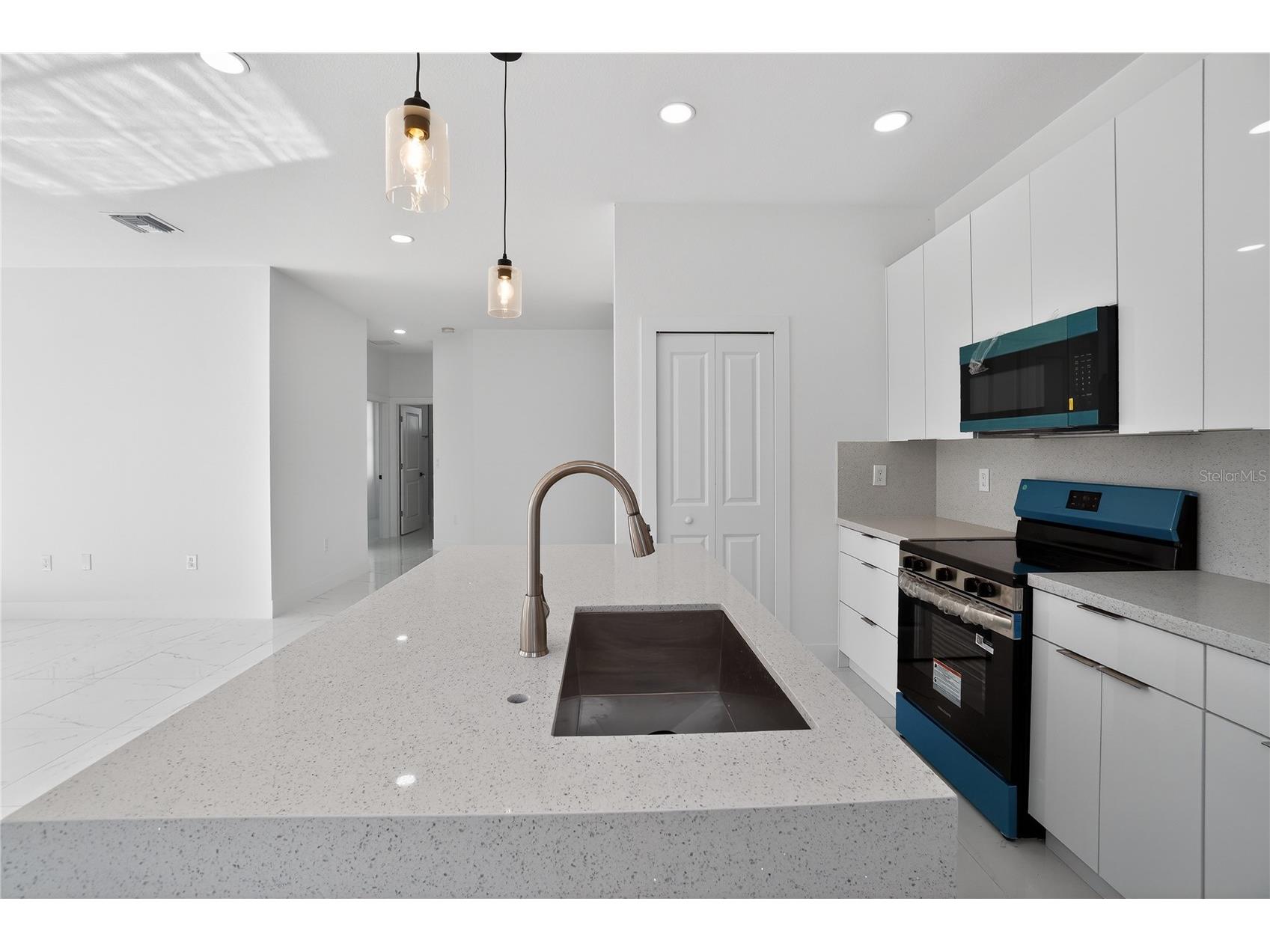 336 Sunset Road Rotonda West FL 33947 A4686292 image14