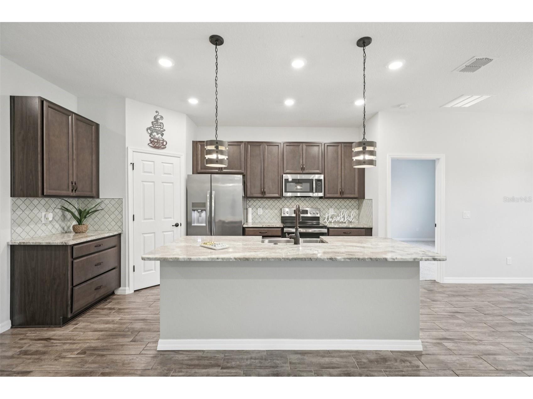3360 Curlew Avenue Leesburg FL 34748 O6389048 image8