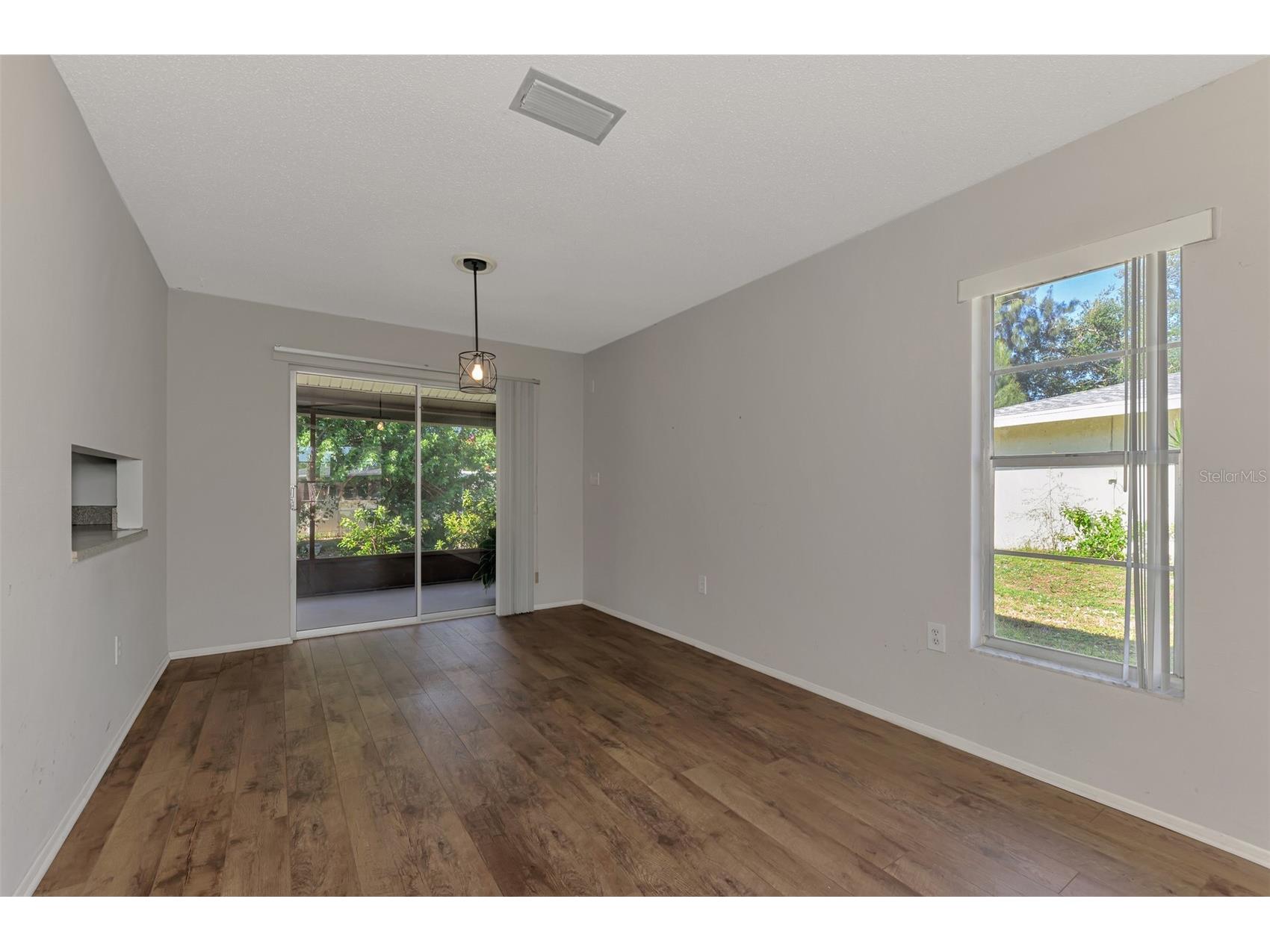 3360 Ramblewood Drive S #8 Sarasota FL 34237 A4693442 image10