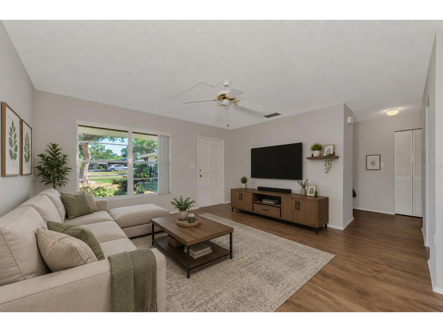 3360 Ramblewood Drive S #8 Sarasota FL 34237 A4693442 image8