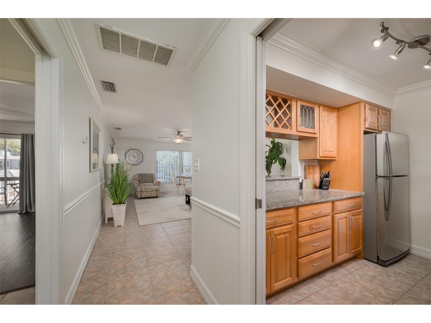 3360 S Osprey Avenue #205B Sarasota FL 34239 A4682900 image3