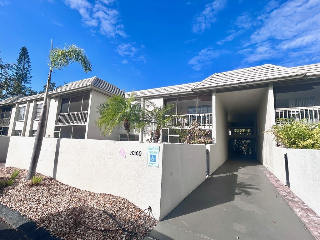 3360 S Osprey Avenue #210B Sarasota FL 34239 A4643488 image1