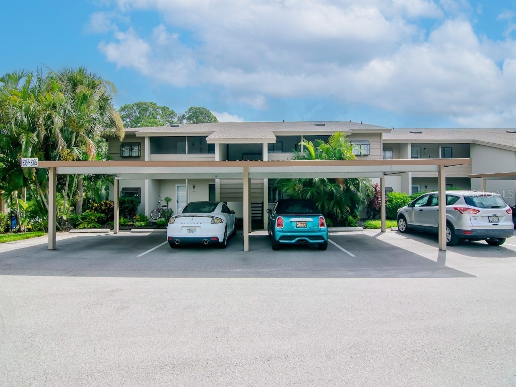 3361 Cross Creek Drive #3361 Sarasota FL 34231 A4613688 image1