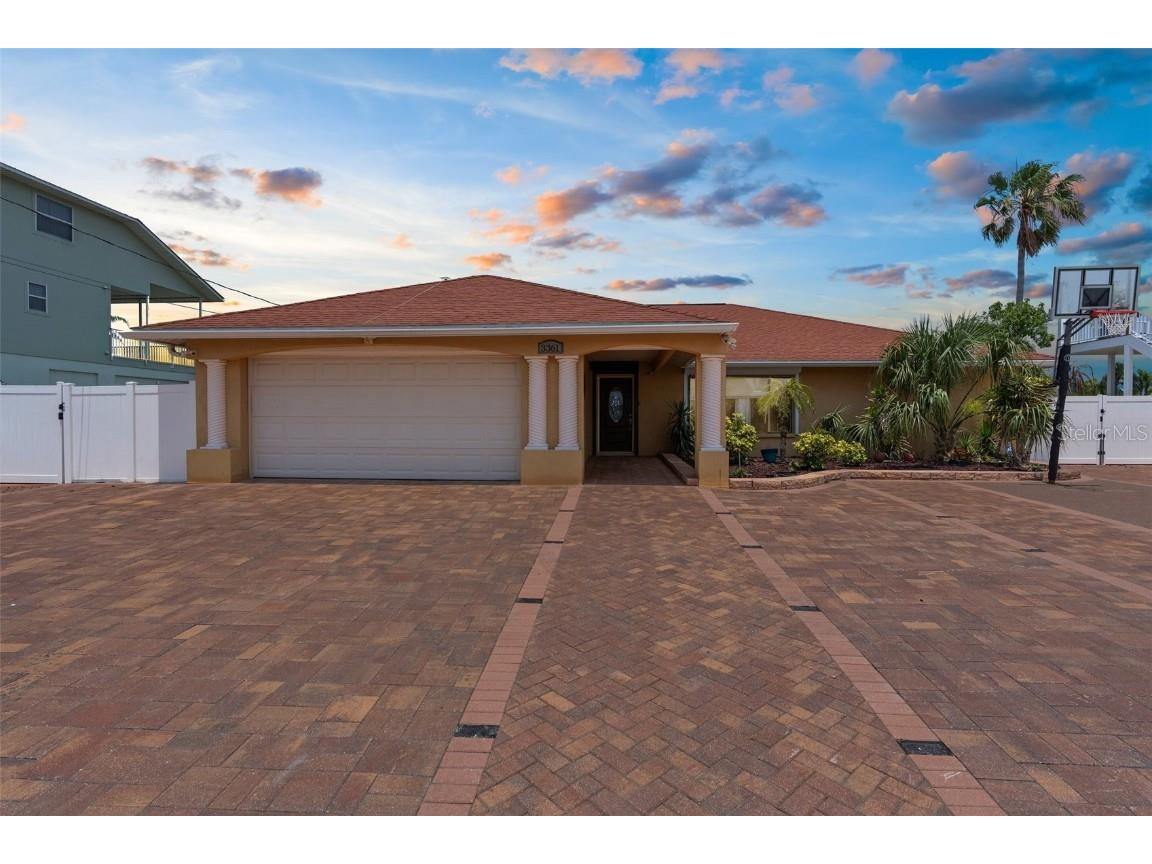 3361 Gulfview Drive Hernando Beach FL 34607 W7875244 image1