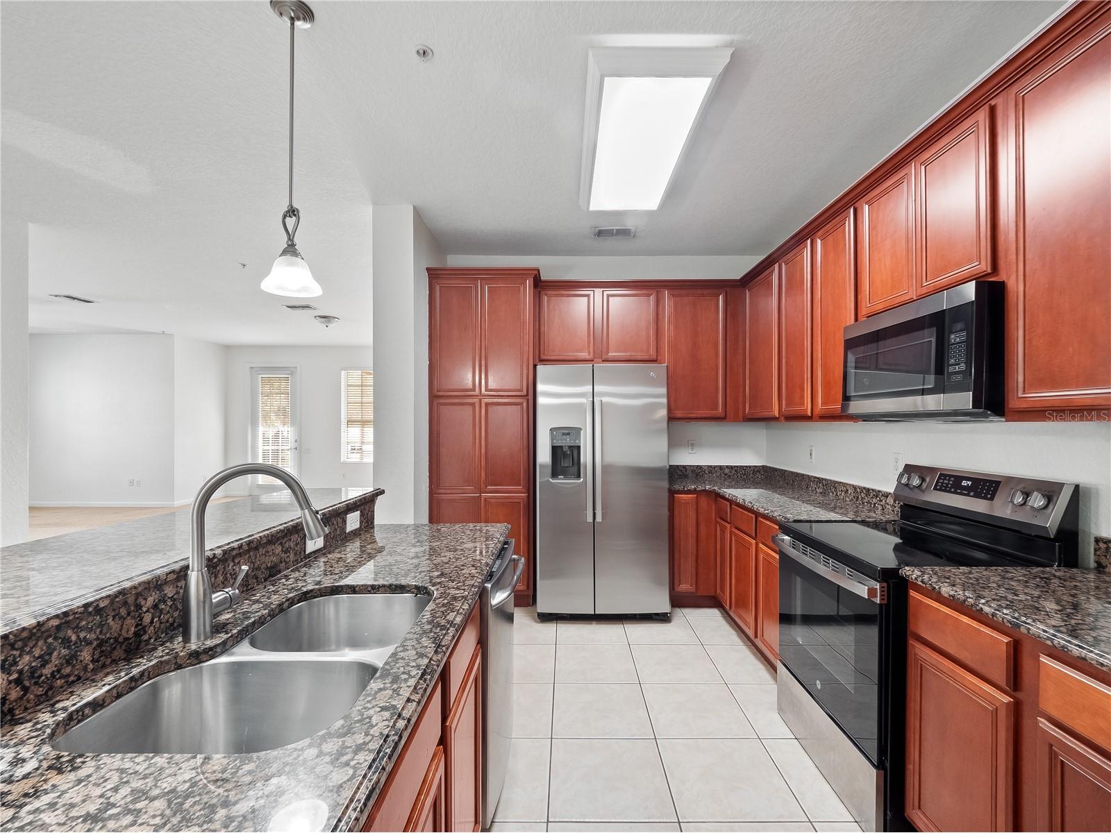 3362 Robert Trent Jones Drive #10407 Orlando FL 32835 O6389687 image9