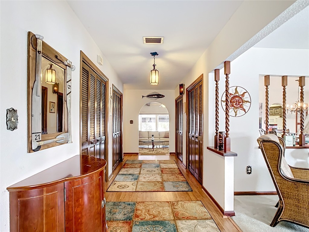 33620 Picciola Drive Fruitland Park FL 34731 - LAKE GRIFFIN G5106252 image15