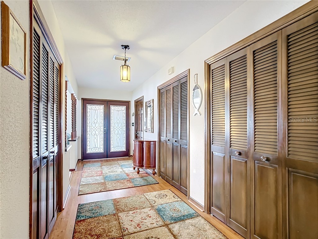 33620 Picciola Drive Fruitland Park FL 34731 - LAKE GRIFFIN G5106252 image16