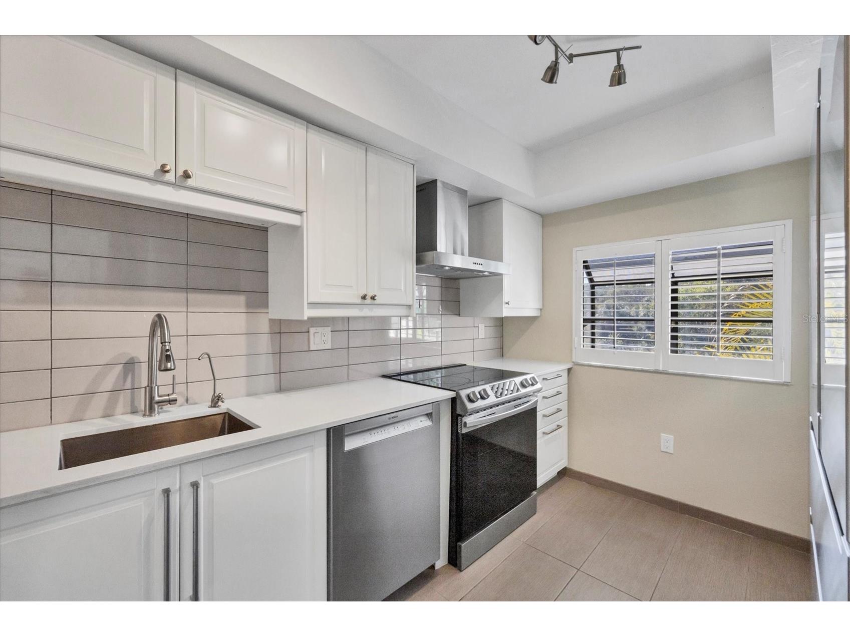 3363 Cross Creek Drive #3363 Sarasota FL 34231 A4680117 image6
