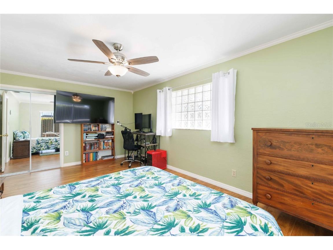 3363 Sheffield Circle Sarasota FL 34239 A4672288 image12