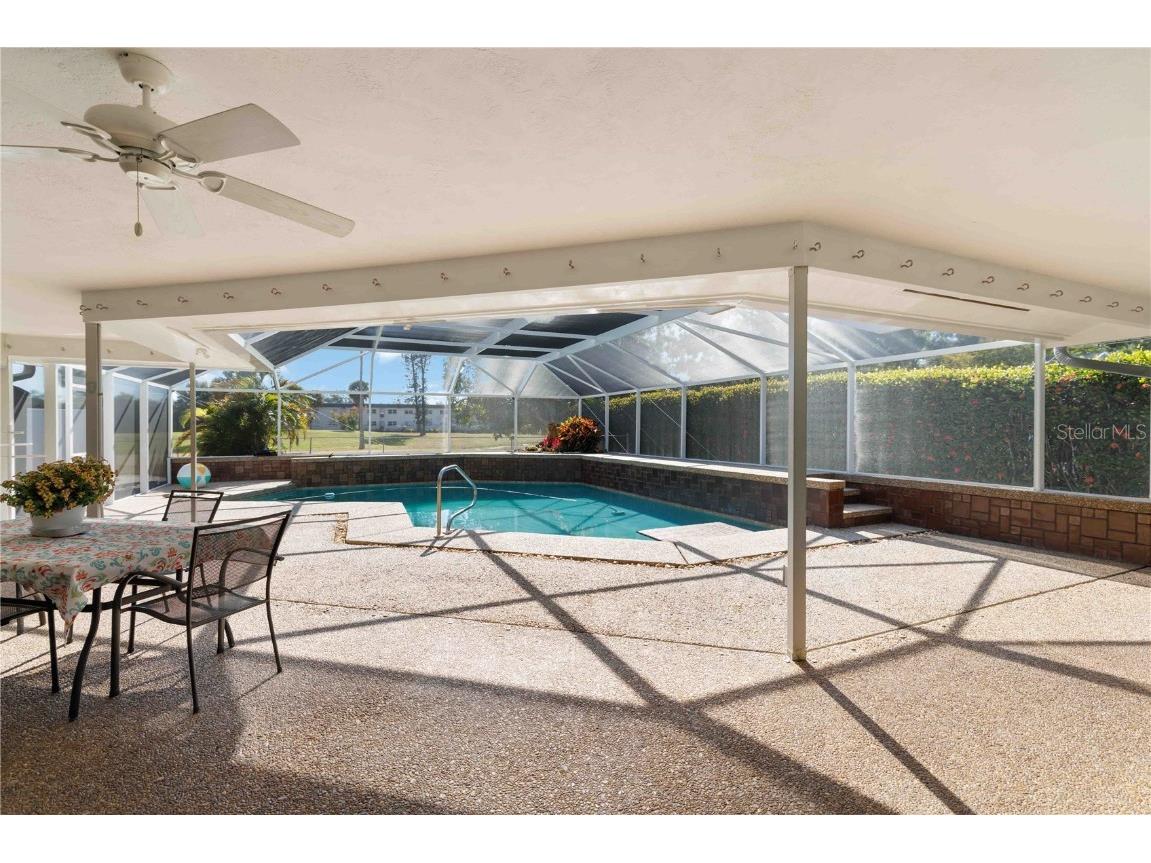 3363 Sheffield Circle Sarasota FL 34239 A4672288 image18