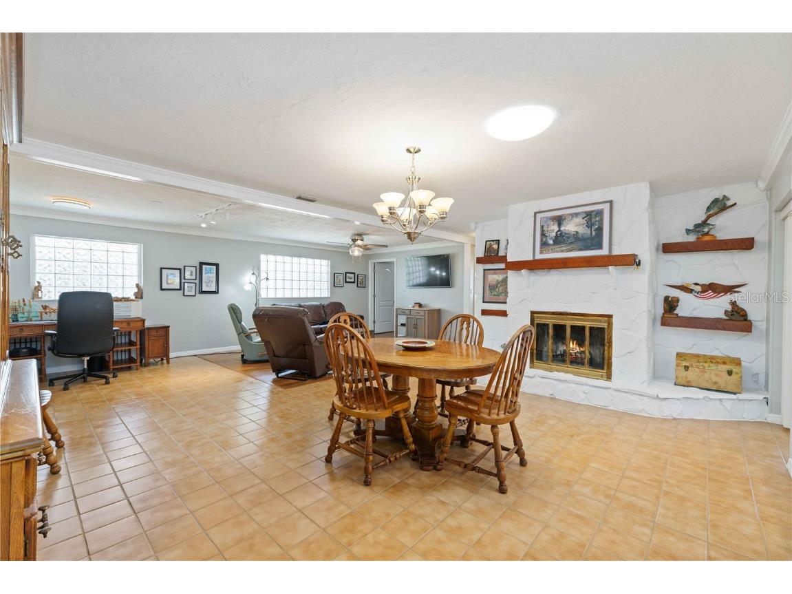 3363 Sheffield Circle Sarasota FL 34239 A4672288 image8