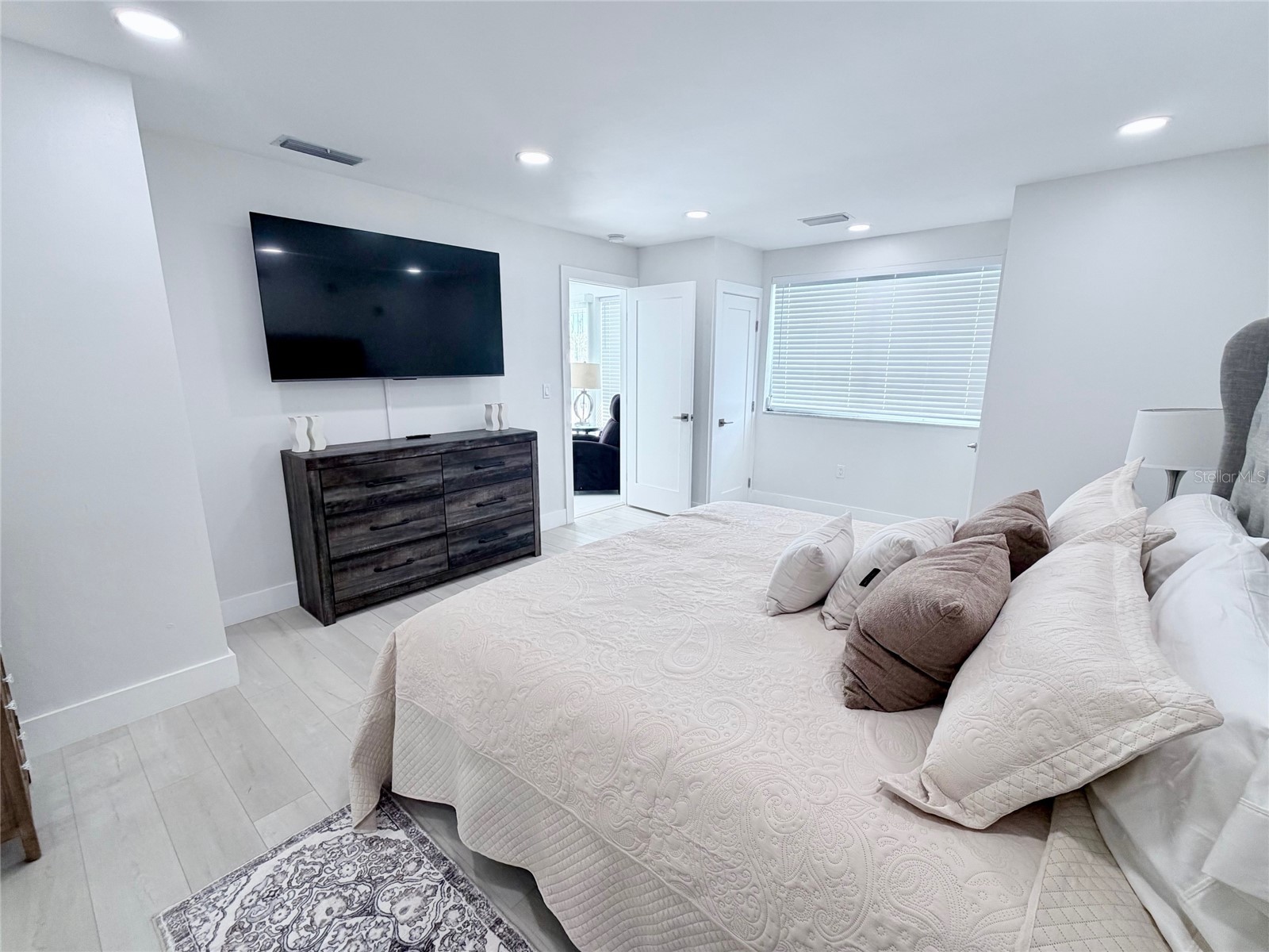 3364 Espanola Drive Sarasota FL 34239 L4958067 image32
