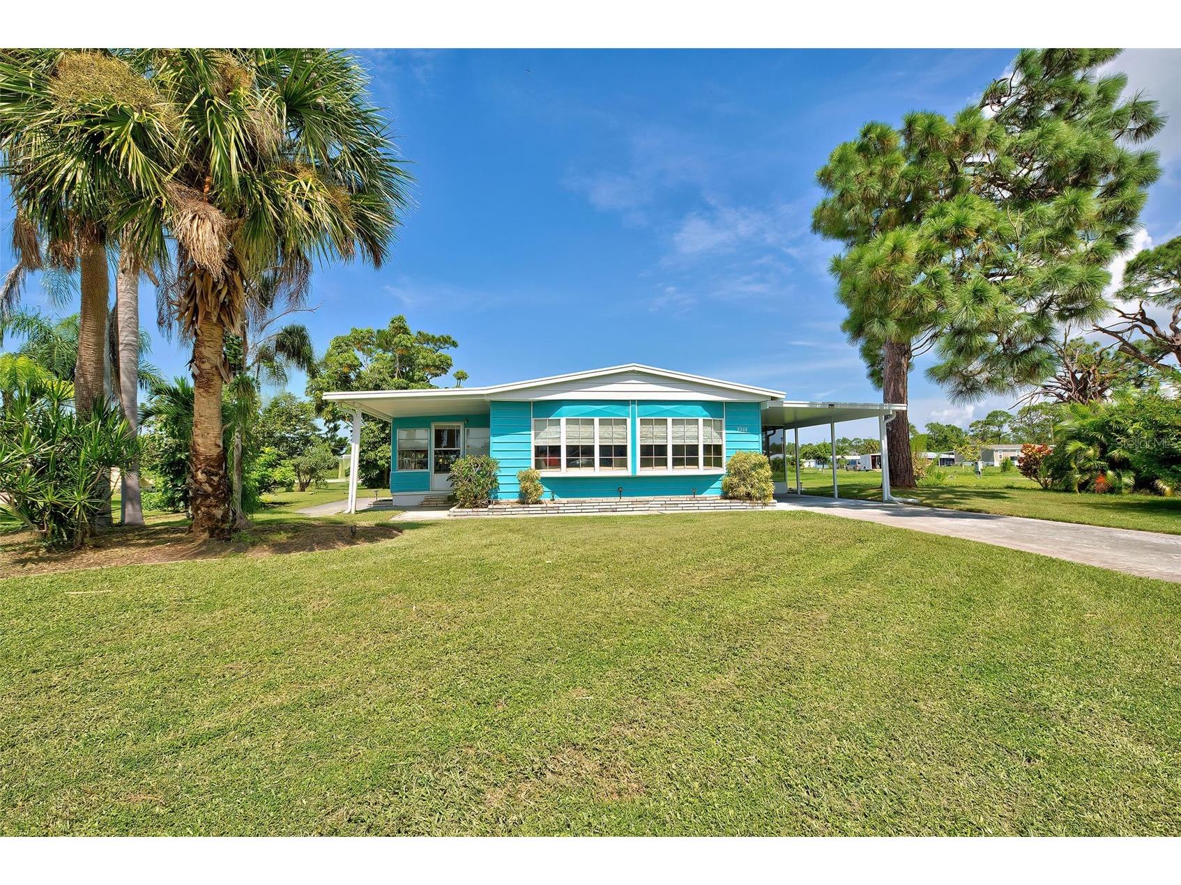 3364 Goldfinch Lane Englewood FL 34224 N6140839 image1