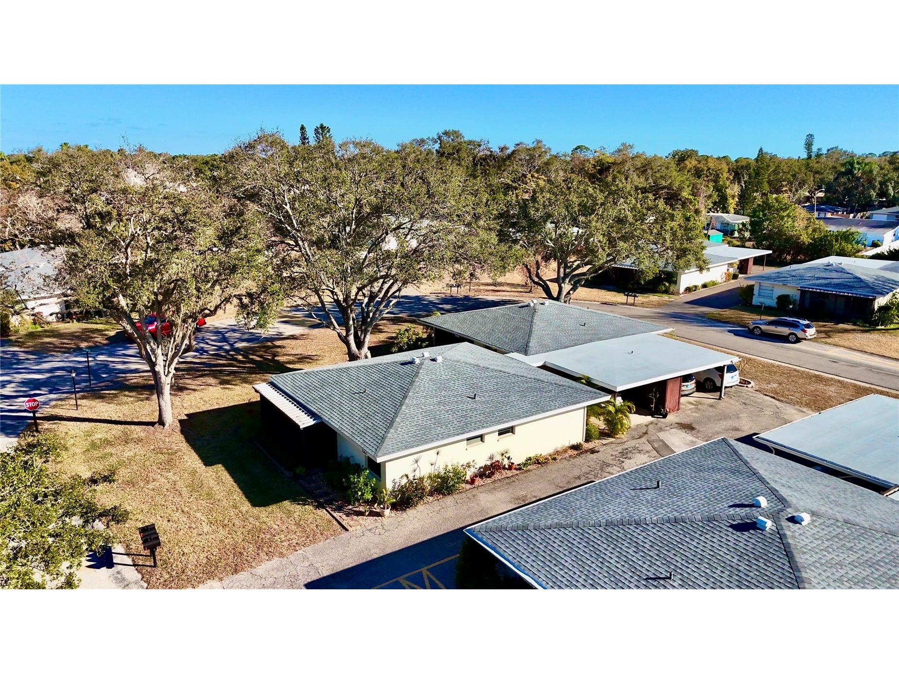 3364 Ramblewood Way #12 Sarasota FL 34237 A4682026 image1