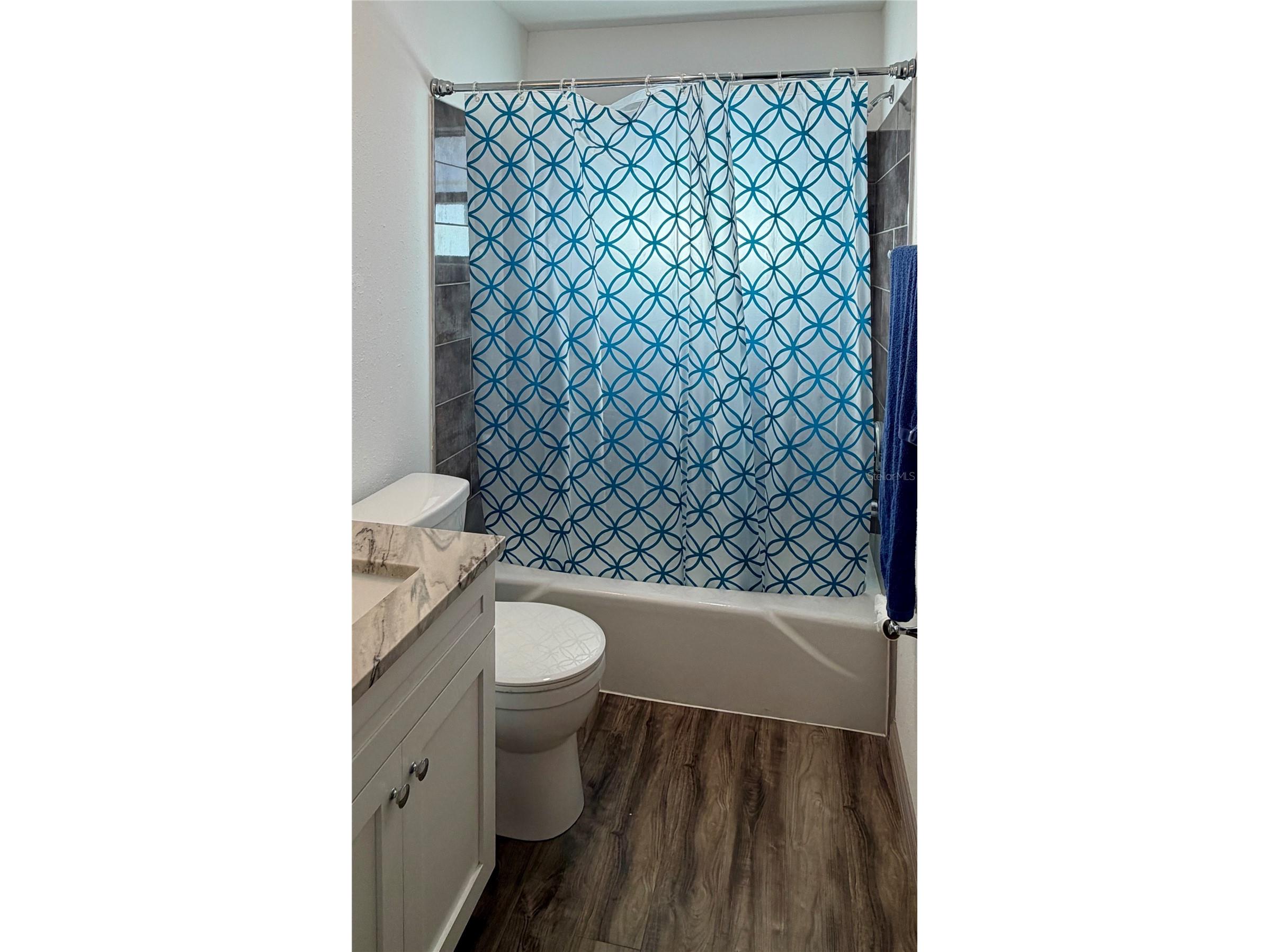 3364 Ramblewood Way #12 Sarasota FL 34237 A4682026 image11