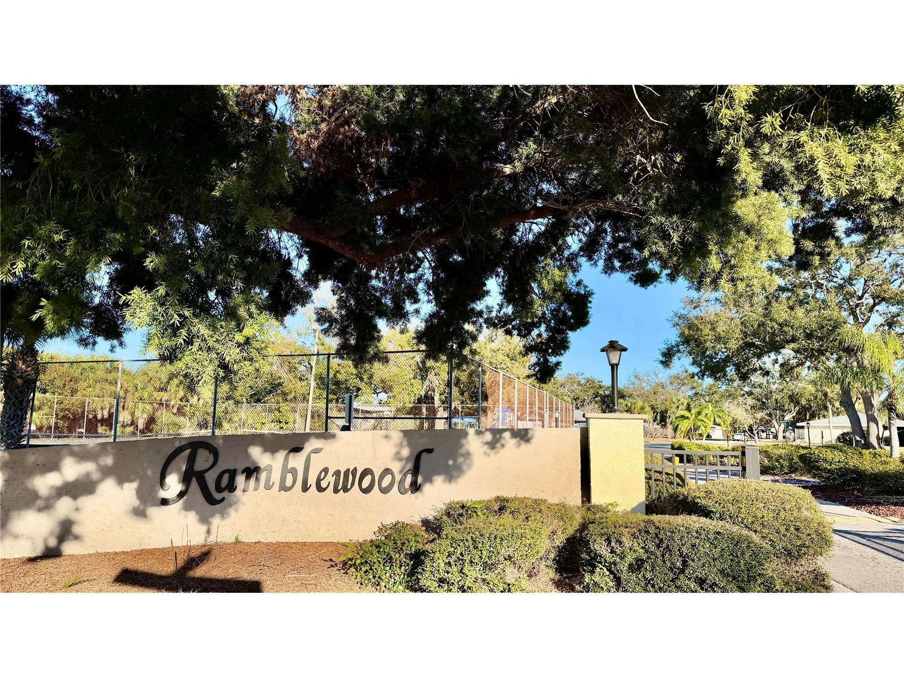 3364 Ramblewood Way #12 Sarasota FL 34237 A4682026 image21