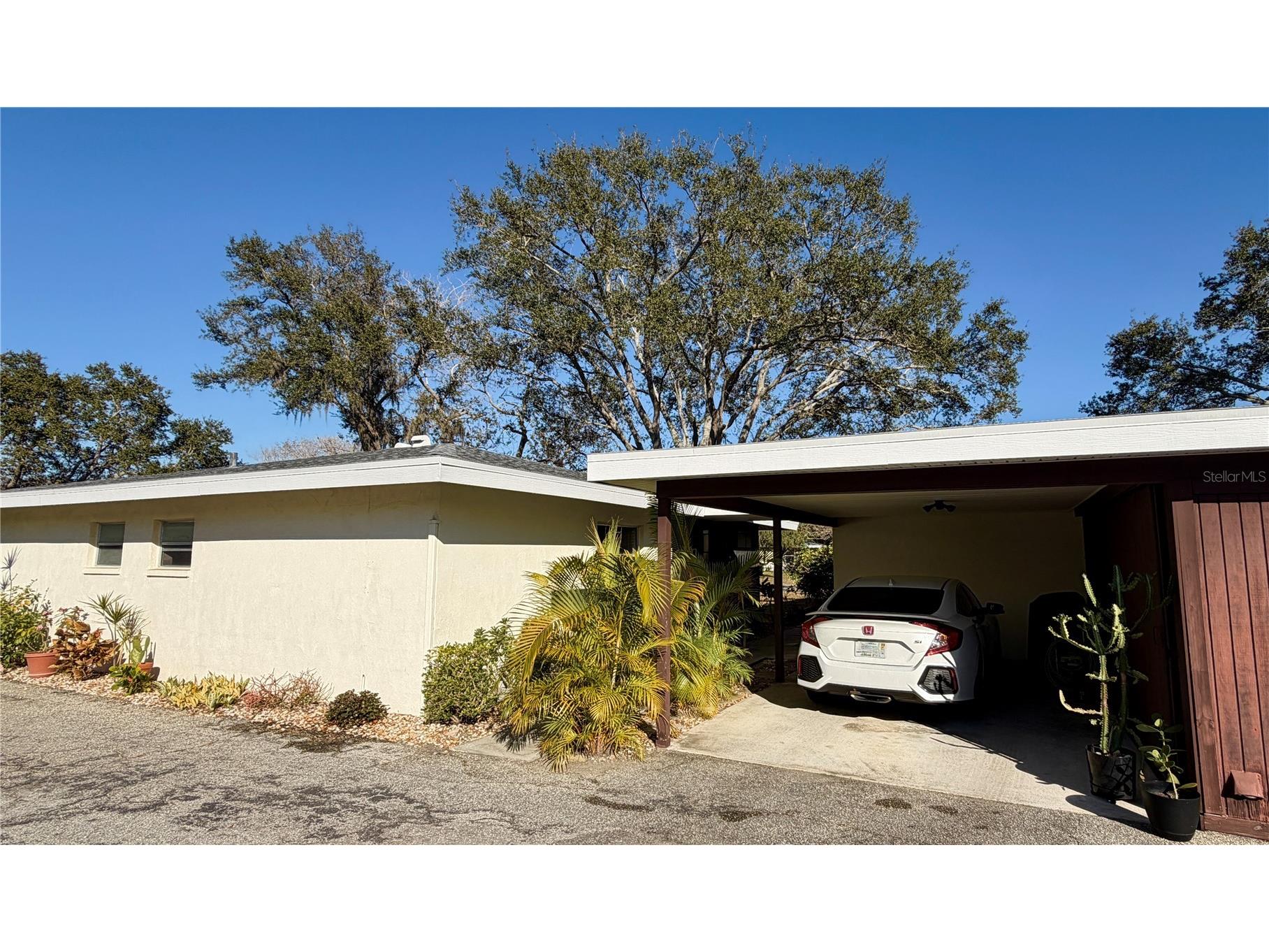 3364 Ramblewood Way #12 Sarasota FL 34237 A4682026 image4