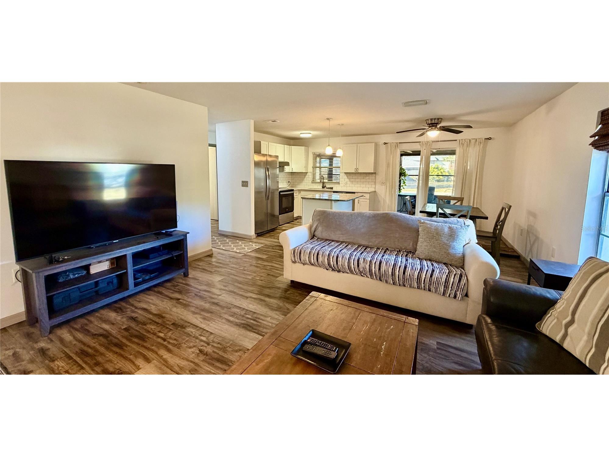 3364 Ramblewood Way #12 Sarasota FL 34237 A4682026 image7