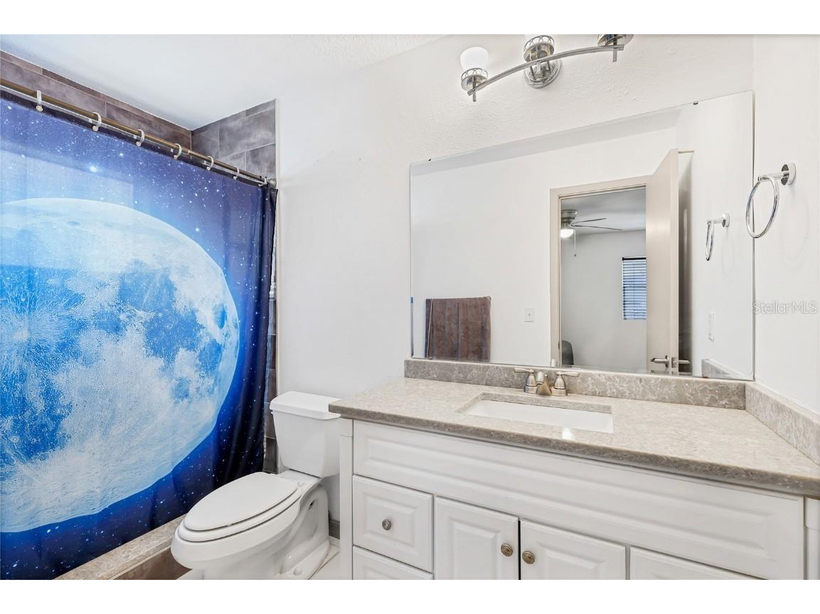 3364 Ramblewood Way Sarasota FL 34237 A4665326 image12