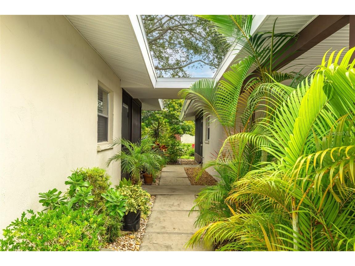 3364 Ramblewood Way Sarasota FL 34237 A4665326 image26