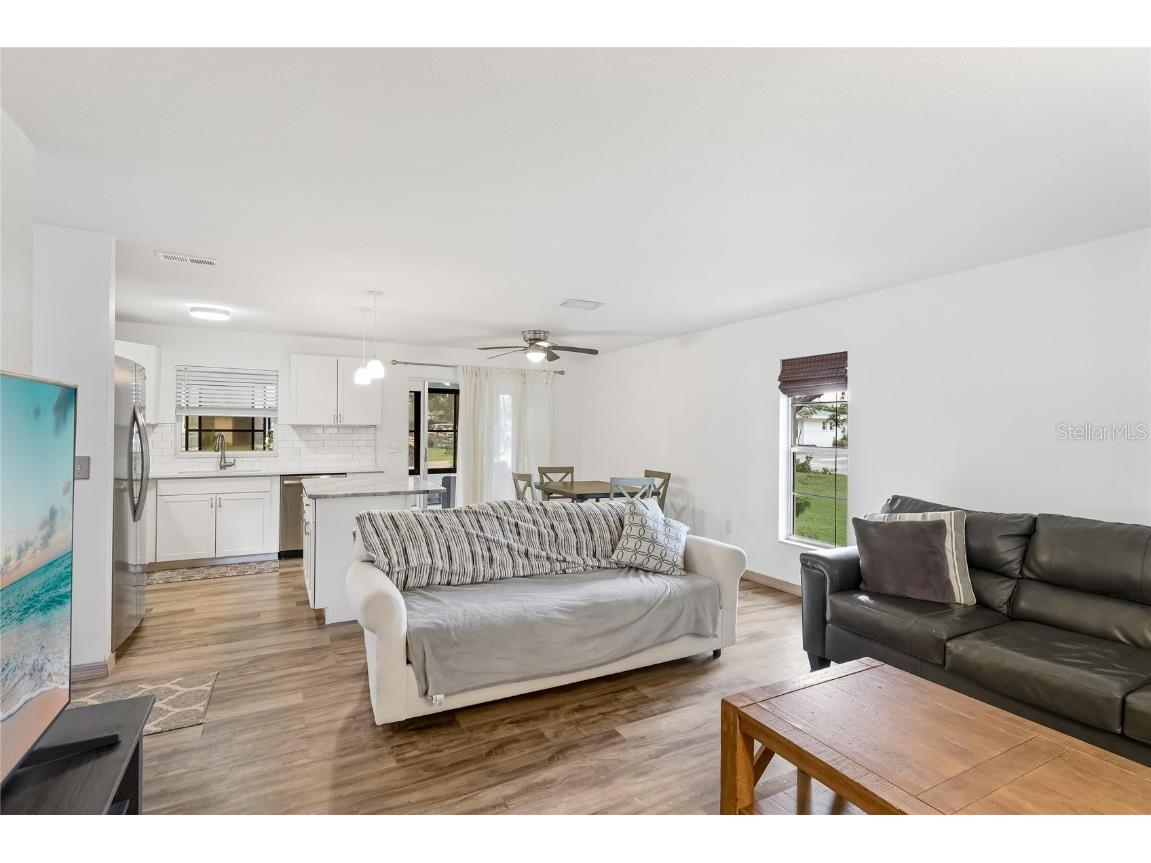 3364 Ramblewood Way Sarasota FL 34237 A4665326 image8