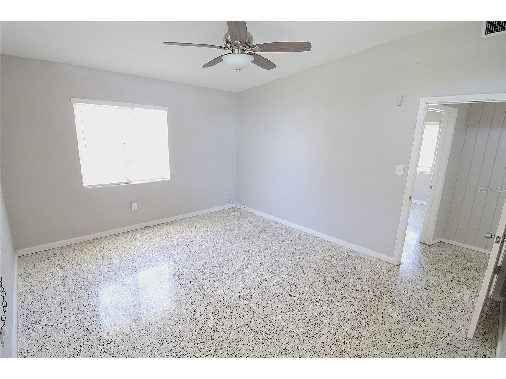 3365 Melody Ln Sarasota FL 34237 A4684095 image10