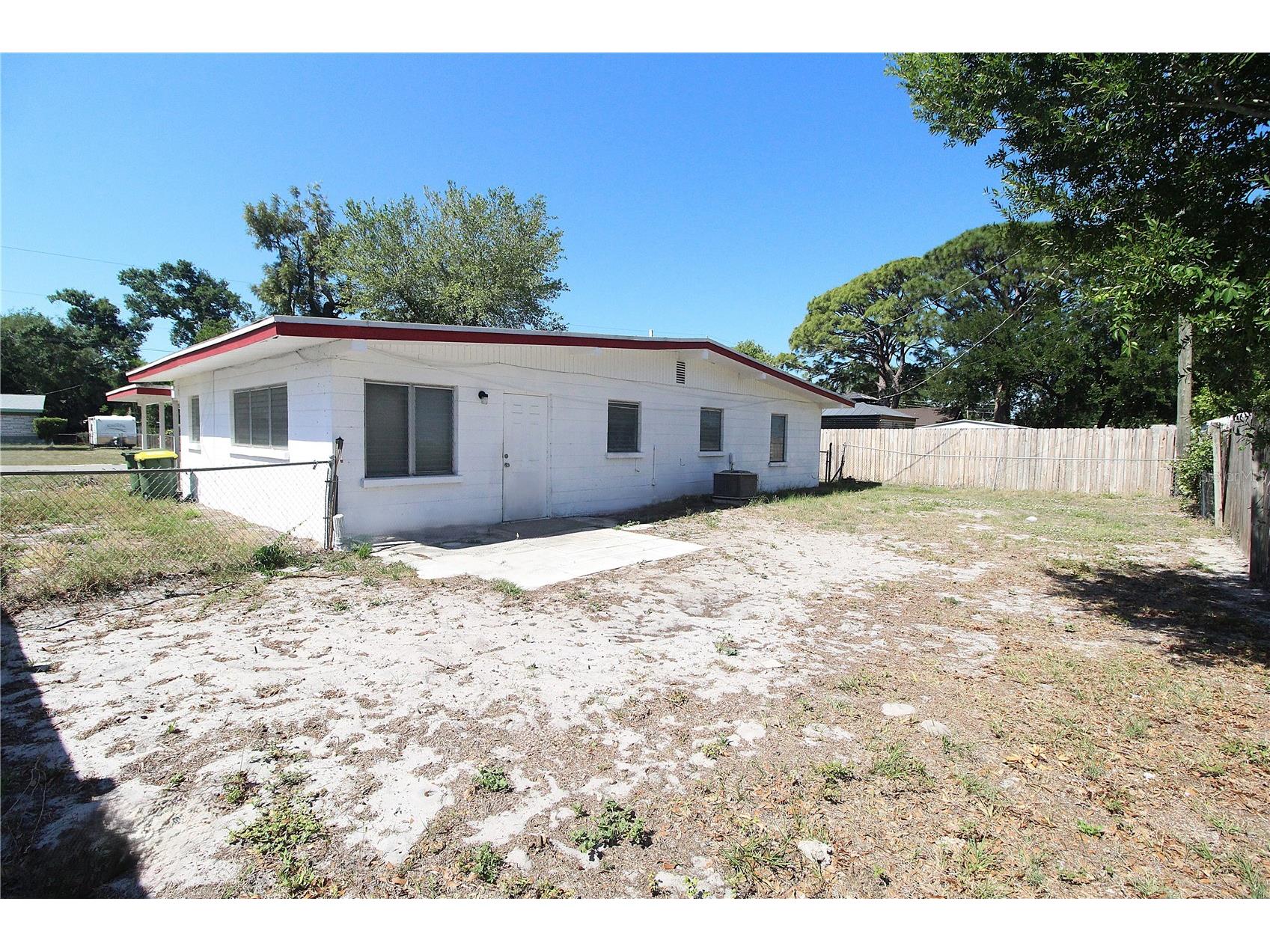 3365 Melody Ln Sarasota FL 34237 A4684095 image14