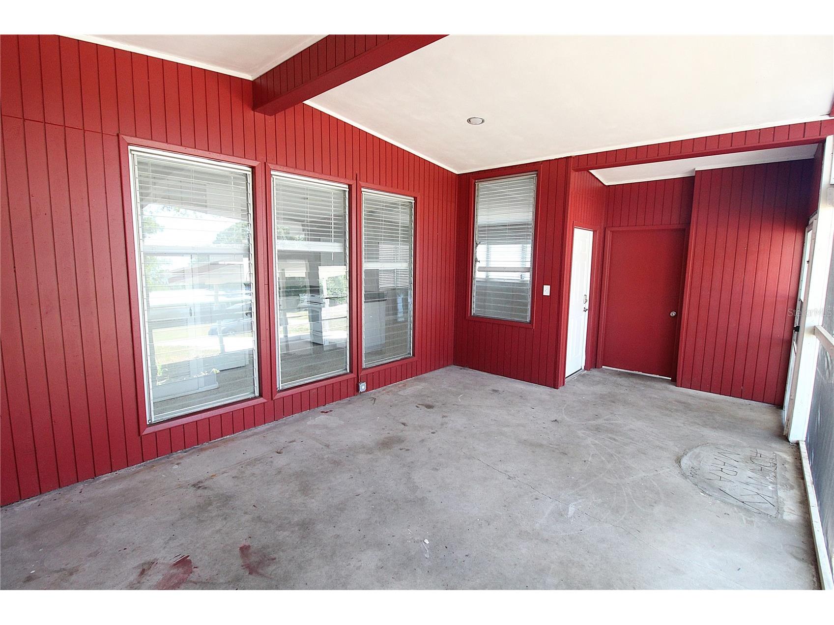 3365 Melody Ln Sarasota FL 34237 A4684095 image4