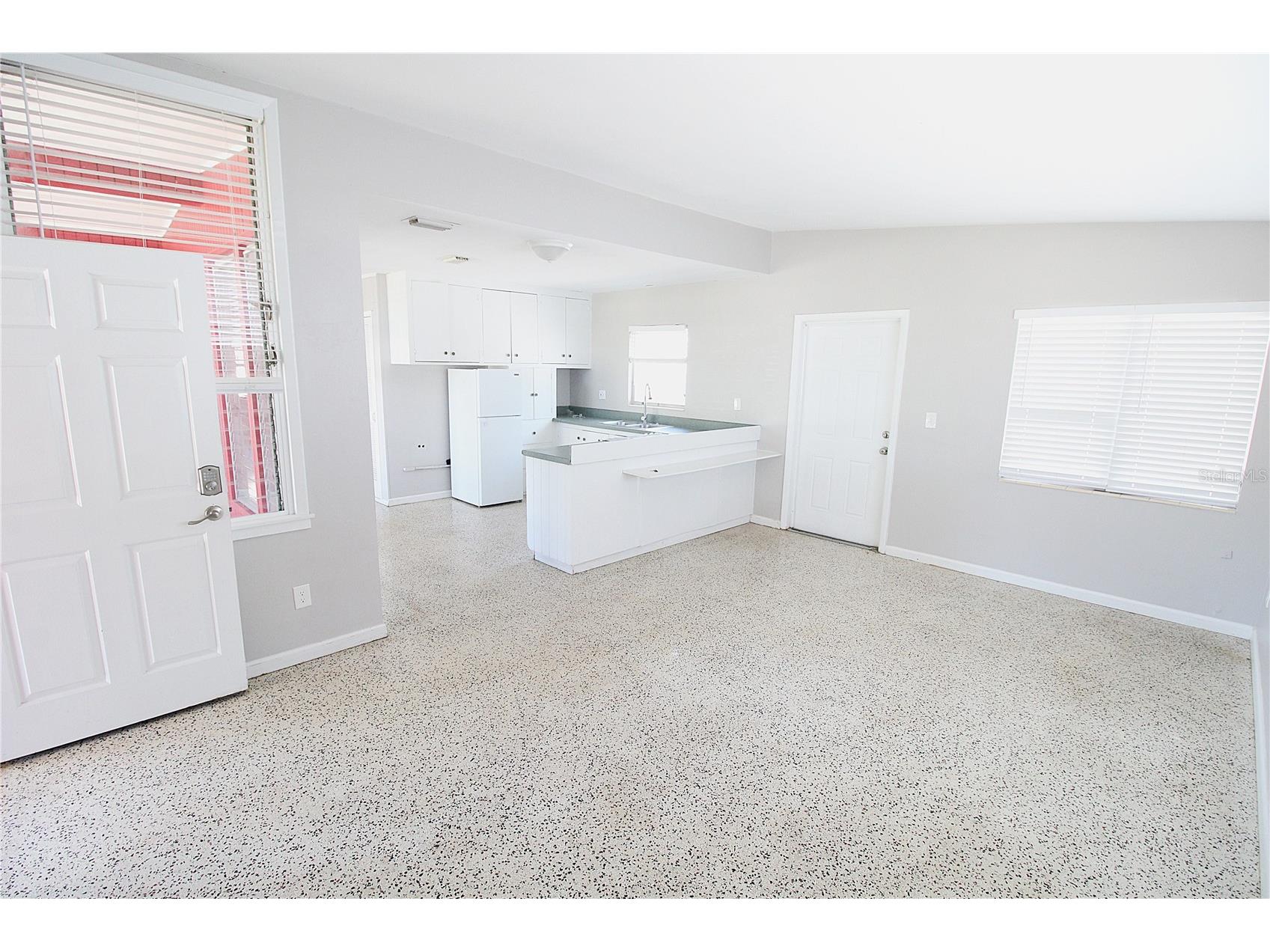 3365 Melody Ln Sarasota FL 34237 A4684095 image6
