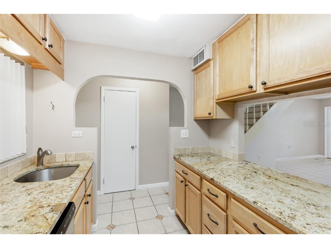 3365 Ramblewood Drive N #35C8 Sarasota FL 34237 A4673749 image8