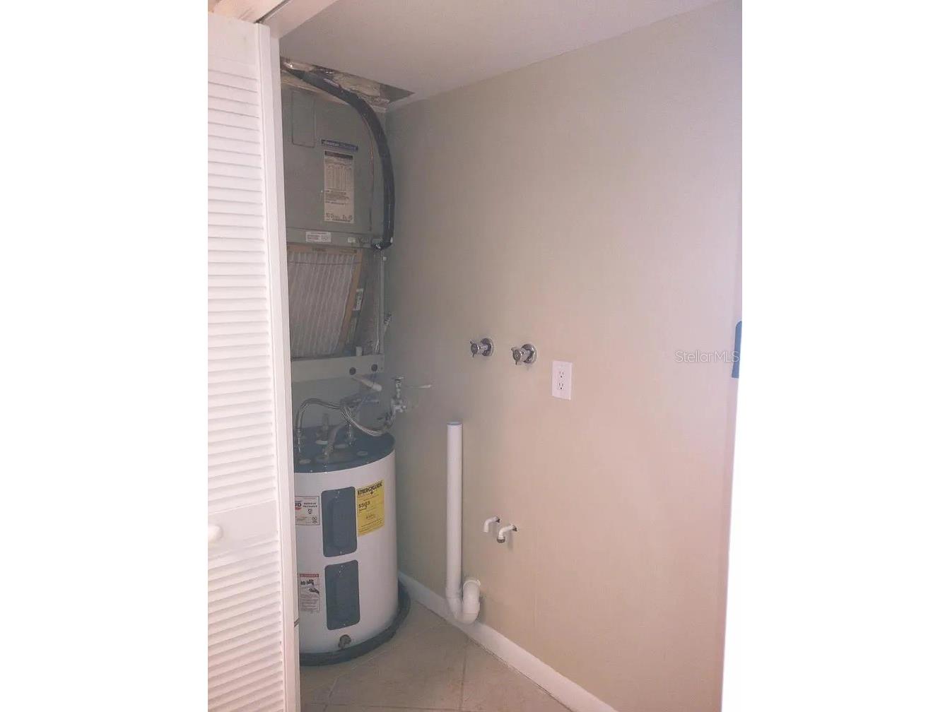 3366 Camelot Drive #A & B Largo FL 33771 TB8515014 image14