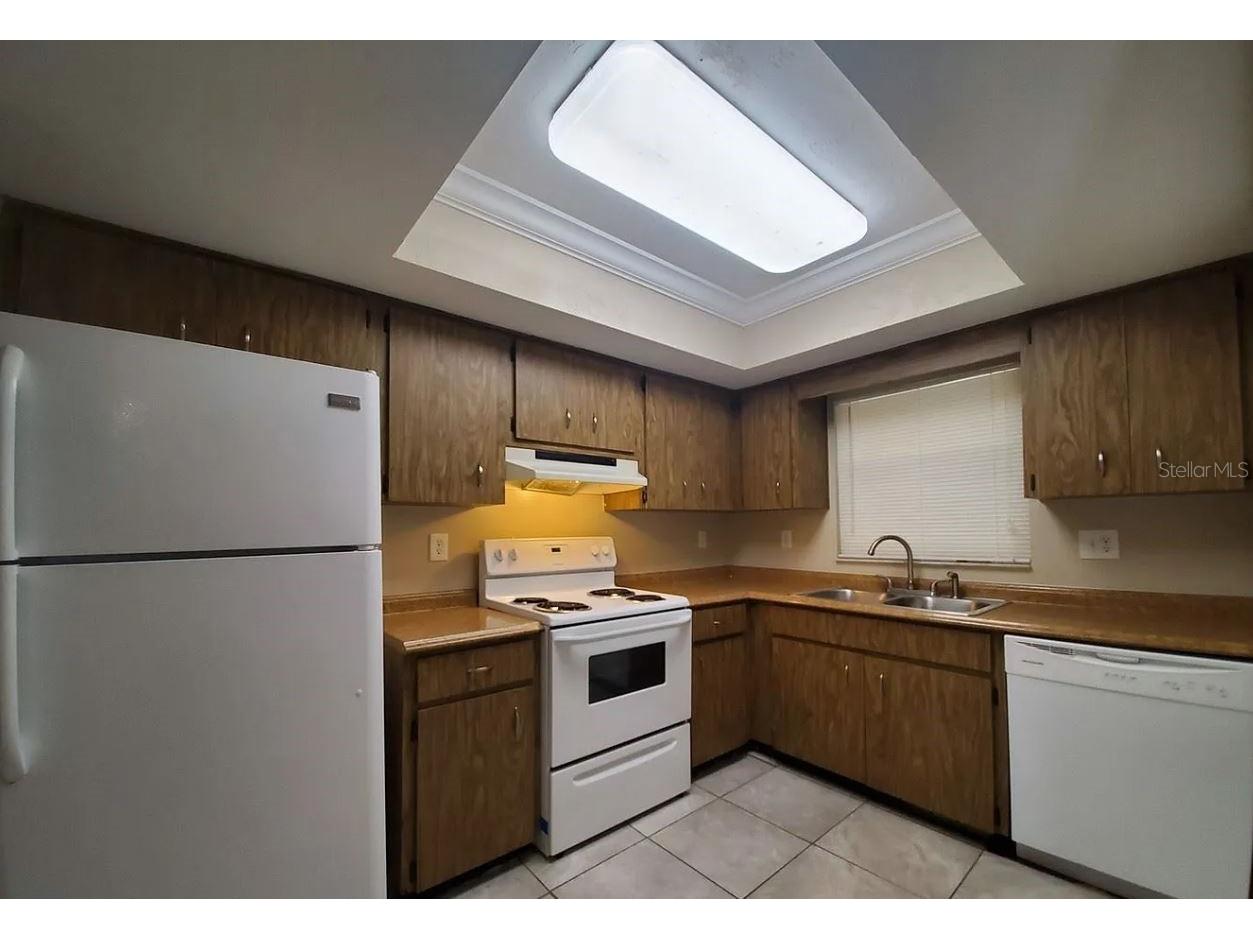 3366 Camelot Drive #A & B Largo FL 33771 TB8515014 image9