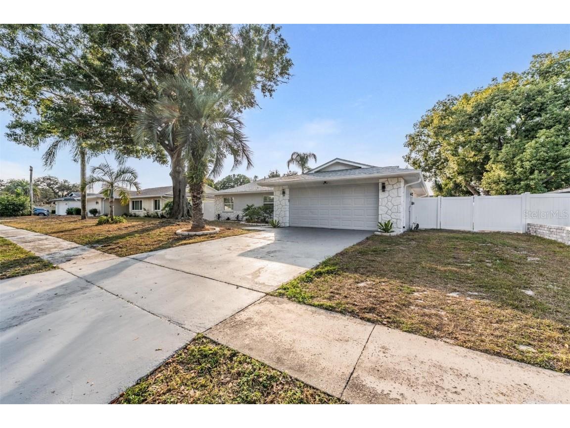 3366 Fox Hill Drive Clearwater FL 33761 TB8449733 image3