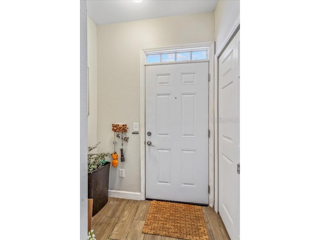 3368 Parkchester Square Boulevard #104 Orlando FL 32835 - TURKEY LAKE G5093321 image2