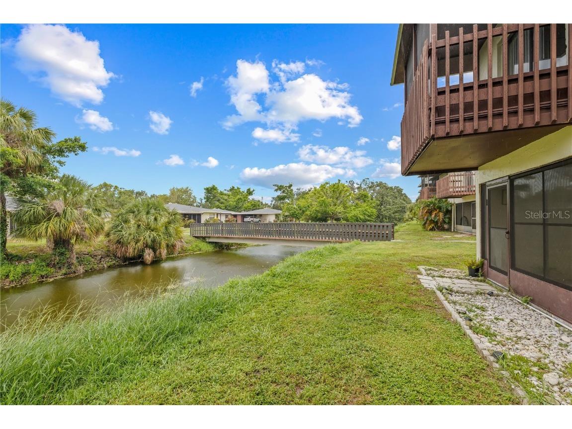 3368 Ramblewood Place #37-D-1 Sarasota FL 34237 TB8401085 image10