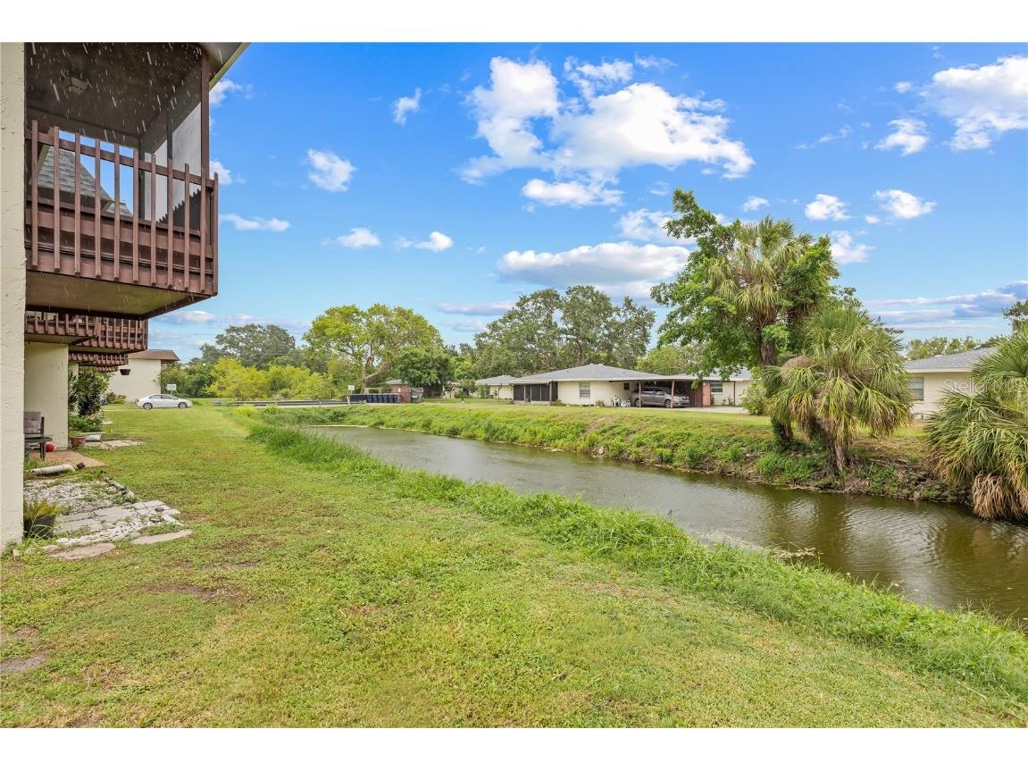 3368 Ramblewood Place #37-D-1 Sarasota FL 34237 TB8401085 image9