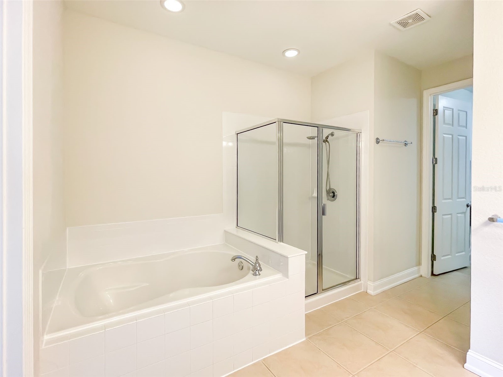 3368 Robert Trent Jones Dr #308 Orlando FL 32835 O6389925 image16