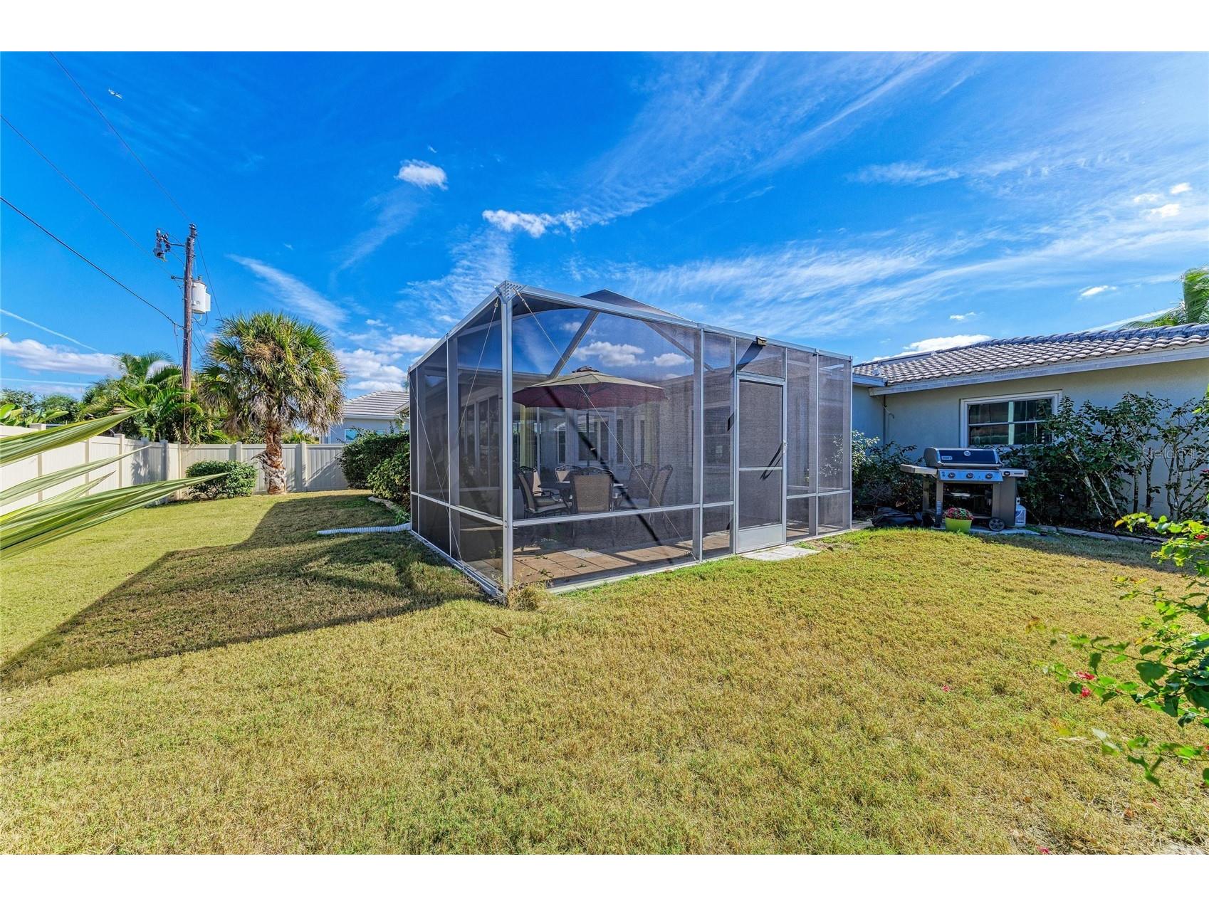 3368 Sheffield Circle Sarasota FL 34239 A4679367 image36