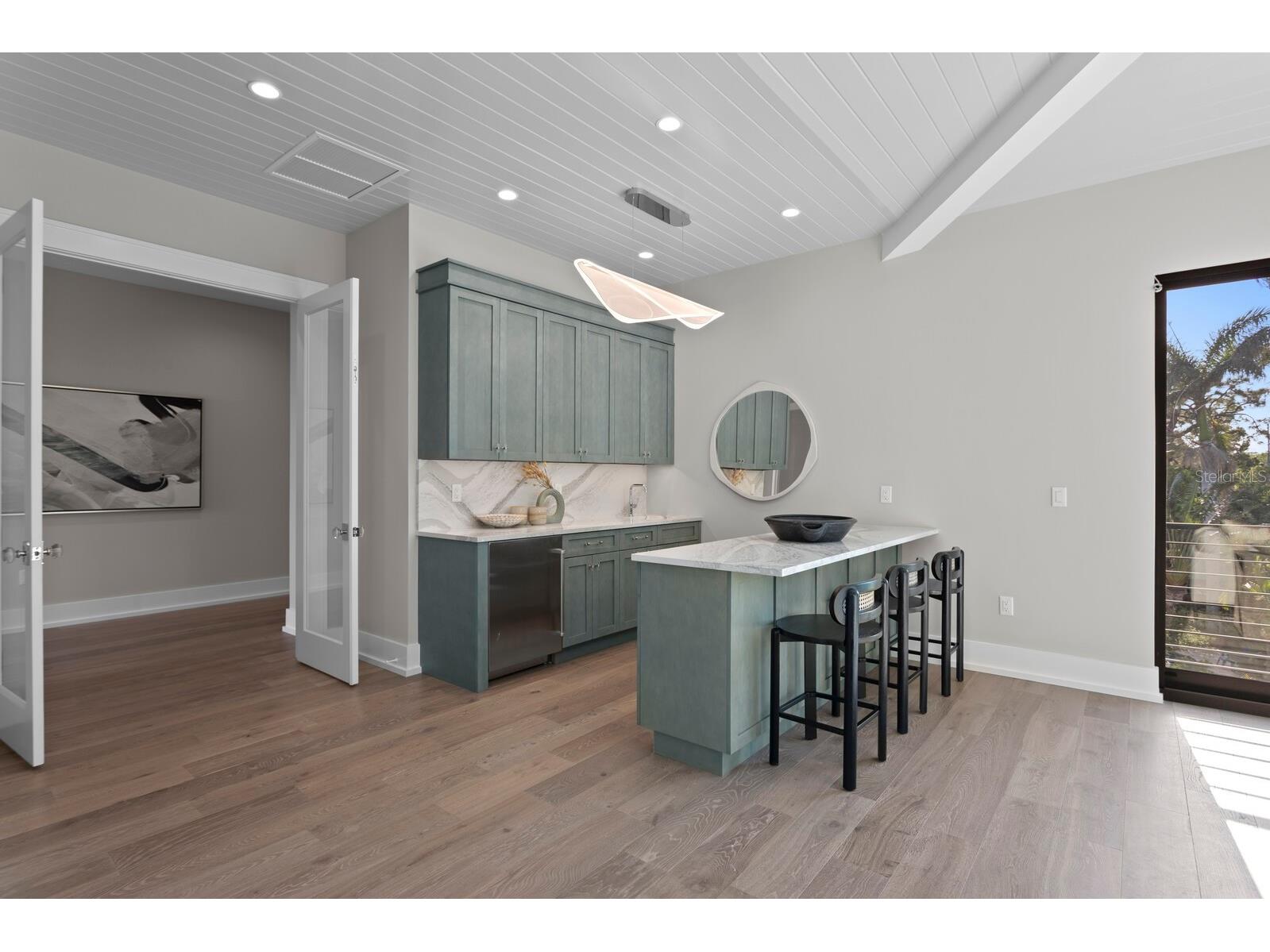 337 Coffee Pot Drive NE Saint Petersburg FL 33704 TB8496270 image38