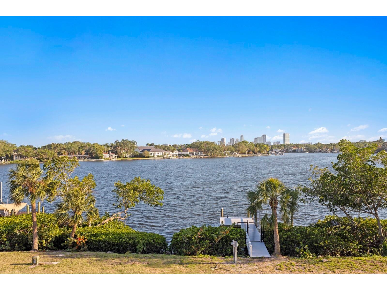 337 Coffee Pot Drive NE Saint Petersburg FL 33704 TB8496270 image43