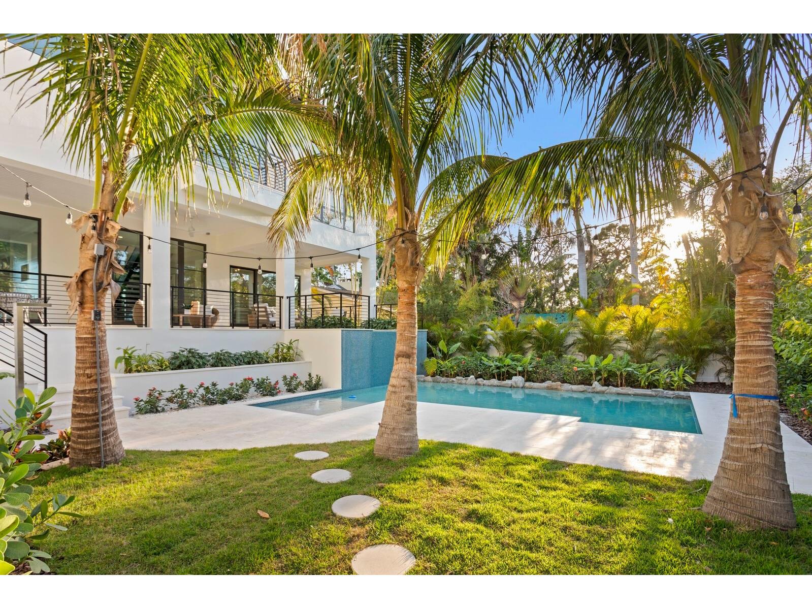 337 Coffee Pot Drive NE Saint Petersburg FL 33704 TB8496270 image51