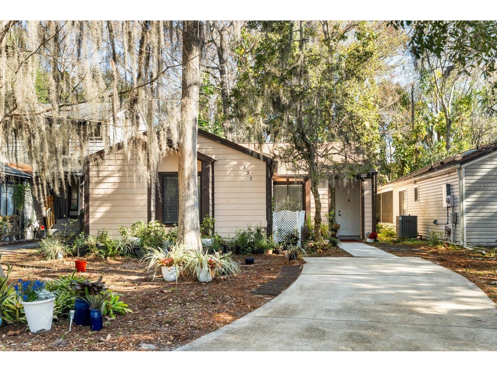 337 Kirkcaldy Drive Winter Springs FL 32708 O6375532 image1