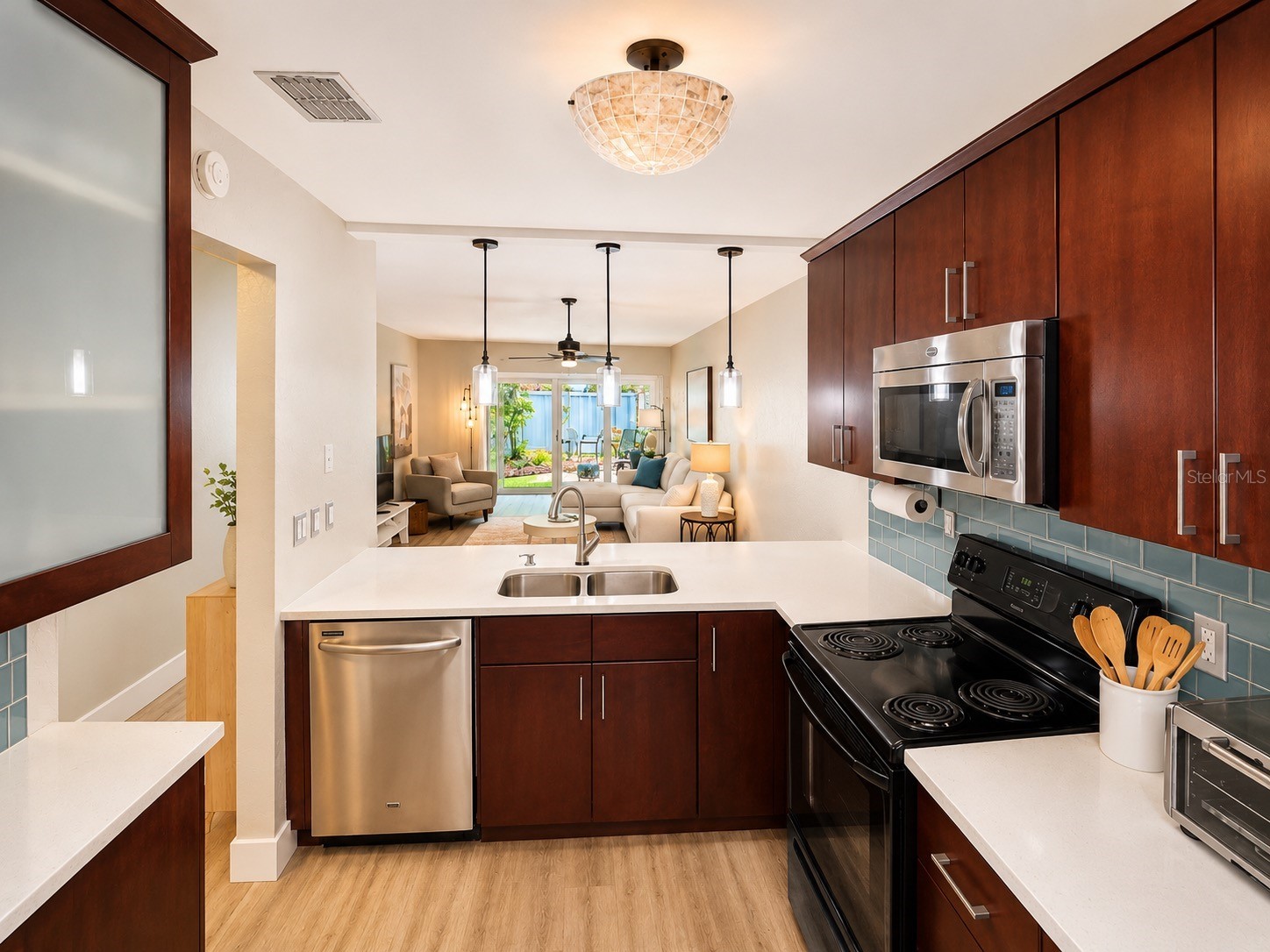 337 Plymouth Street Safety Harbor FL 34695 TB8517813 image9