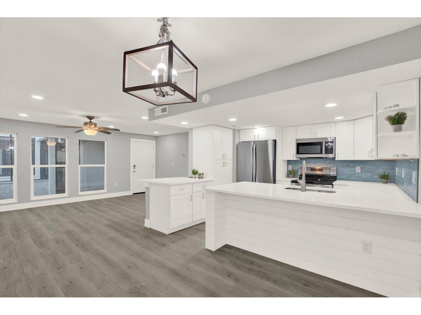 337 Rex Place #A Madeira Beach FL 33708 - BOCA CIEGA BAY L4961911 image10